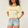 Pantaloni scurți din denim cu talie joasă, spălare deschisă și buzunare cu imprimeu floral Pantaloni scurți din denim cu talie joasă, spălare deschisă și buzunare cu imprimeu floral