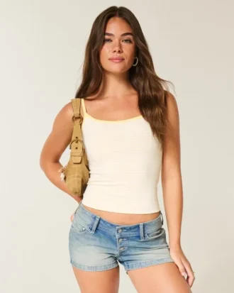 Pantaloni scurți din denim cu talie ultra joasă și spălare medie Pantaloni scurți din denim cu talie ultra joasă și spălare medie