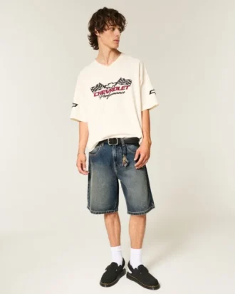 Pantaloni scurți din denim largi cu imprimeu șarpe Pantaloni scurți din denim largi cu imprimeu șarpe