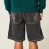 Pantaloni scurți din denim largi cu imprimeu tigru