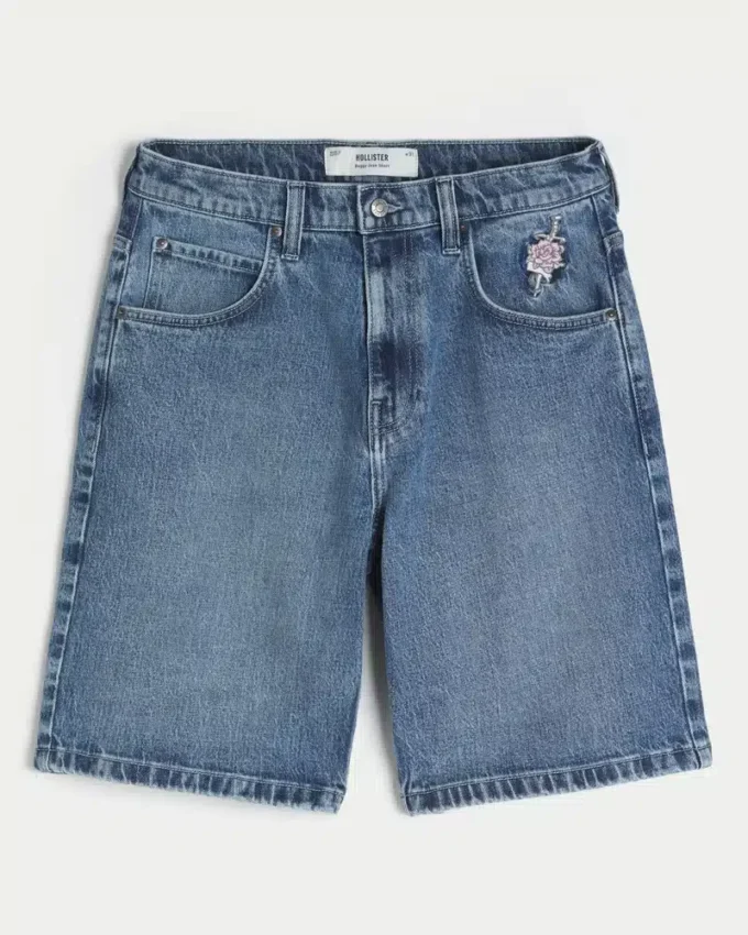 Pantaloni scurți din denim largi cu imprimeu trandafir Pantaloni scurți din denim largi cu imprimeu trandafir