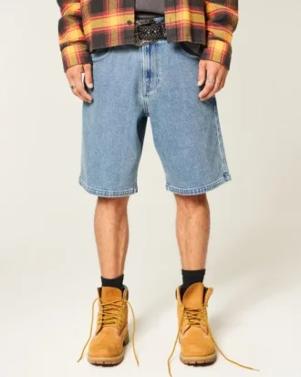 Pantaloni scurți din denim largi, cu logo brodat