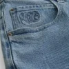 Pantaloni scurți din denim largi, cu logo brodat Pantaloni scurți din denim largi, cu logo brodat