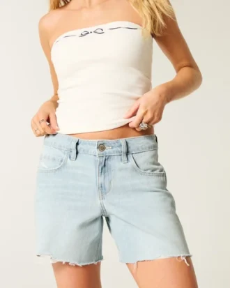 Pantaloni scurți din denim largi, cu talie joasă și spălare deschisă, 5″ Pantaloni scurți din denim largi, cu talie joasă și spălare deschisă, 5″