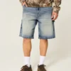 Pantaloni scurți din denim largi, de culoare închisă Pantaloni scurți din denim largi, de culoare închisă