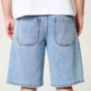 Pantaloni scurți din denim largi, spălați mediu