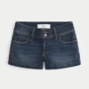 Pantaloni scurți din denim închiși la culoare, cu talie joasă Pantaloni scurți din denim închiși la culoare, cu talie joasă