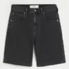 Pantaloni scurți din denim negru spălat Pantaloni scurți din denim negru spălat