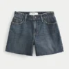 Pantaloni scurți din denim relaxați, cu talie înaltă, spălați închis la culoare, 5″ Pantaloni scurți din denim relaxați, cu talie înaltă, spălați închis la culoare, 5″