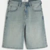 Pantaloni scurți din denim super largi cu broderie Spider Pantaloni scurți din denim super largi cu broderie Spider