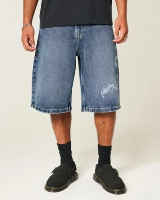 Pantaloni scurți din denim super largi cu imprimeu Scorpion Pantaloni scurți din denim super largi cu imprimeu Scorpion