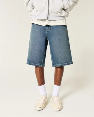 Pantaloni scurți din denim super largi, de culoare închisă, până sub genunchi