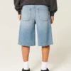 Pantaloni scurți din denim super largi, spălați mediu Pantaloni scurți din denim super largi, spălați mediu