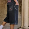 Pantaloni scurți din denim super largi, spălați, negri, cu imprimeu pisică Pantaloni scurți din denim super largi, spălați, negri, cu imprimeu pisică
