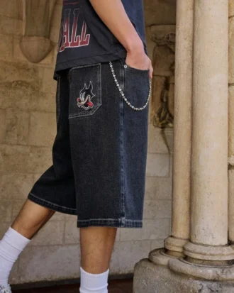 Pantaloni scurți din denim super largi, spălați, negri, cu imprimeu pisică