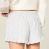 Pantaloni scurți din flanelă cu volane Pantaloni scurți din flanelă cu volane