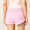 Pantaloni scurți din fleece cu imprimeu surf Pantaloni scurți din fleece cu imprimeu surf