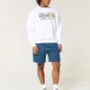 Pantaloni scurți din fleece, peste genunchi, cu logo Pantaloni scurți din fleece, peste genunchi, cu logo