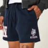 Pantaloni scurți din fleece până la jumătatea coapsei cu grafică UConn Huskies Pantaloni scurți din fleece până la jumătatea coapsei cu grafică UConn Huskies
