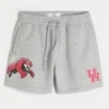 Pantaloni scurți din fleece până la jumătatea coapsei cu grafică University of Houston Pantaloni scurți din fleece până la jumătatea coapsei cu grafică University of Houston