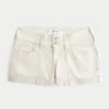 Pantaloni scurți din poplin cu buzunar floral în spate și talie joasă Pantaloni scurți din poplin cu buzunar floral în spate și talie joasă