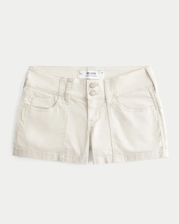 Pantaloni scurți din poplin cu buzunar floral în spate și talie joasă Pantaloni scurți din poplin cu buzunar floral în spate și talie joasă