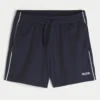 Pantaloni scurți din tricot cu logo, până la jumătatea coapsei Pantaloni scurți din tricot cu logo, până la jumătatea coapsei
