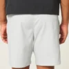 Pantaloni scurți din twill, peste genunchi, cu elastic Pantaloni scurți din twill, peste genunchi, cu elastic