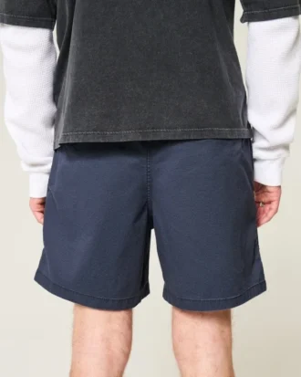 Pantaloni scurți din twill până la jumătatea coapsei