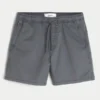 Pantaloni scurți din twill până la jumătatea coapsei Pantaloni scurți din twill până la jumătatea coapsei