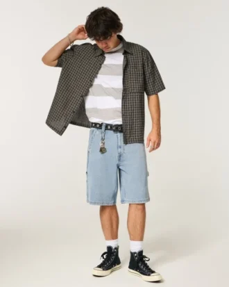 Pantaloni scurți largi din denim, de culoare deschisă