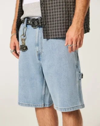 Pantaloni scurți largi din denim, de culoare deschisă