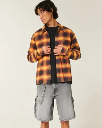 Pantaloni scurți largi din denim negru spălat