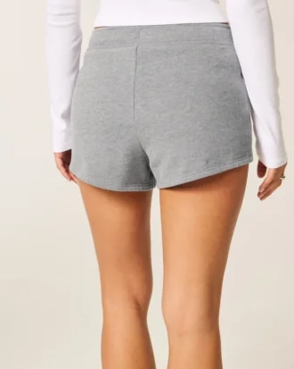 Pantaloni scurți mini din fleece Pantaloni scurți mini din fleece