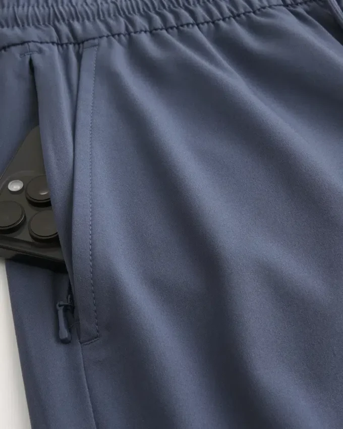Pantaloni scurți sport cu imprimeu până la jumătatea coapsei Pantaloni scurți sport cu imprimeu până la jumătatea coapsei