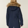 Parka căptușită cu blană artificială Parka căptușită cu blană artificială