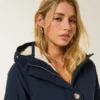 Parka căptușită cu blană artificială Parka căptușită cu blană artificială