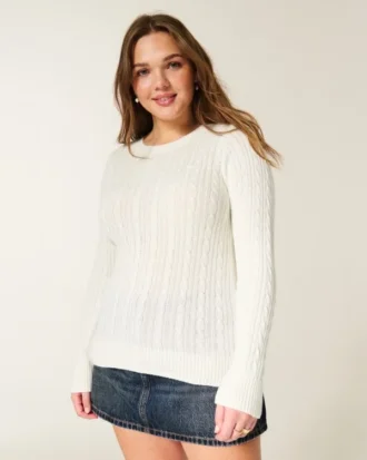 Pulover cu guler rotund și model tricotat Pulover cu guler rotund și model tricotat