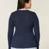 Pulover cu guler rotund și model tricotat Pulover cu guler rotund și model tricotat