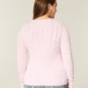 Pulover cu guler rotund și model tricotat Pulover cu guler rotund și model tricotat