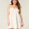Rochie babydoll fără bretele, brodată Rochie babydoll fără bretele, brodată