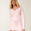 Rochie cu glugă și mâneci lungi din fleece Rochie cu glugă și mâneci lungi din fleece