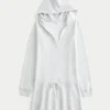 Rochie cu glugă și mâneci lungi din fleece Rochie cu glugă și mâneci lungi din fleece