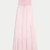 Rochie maxi fără bretele, în stil croșetat Rochie maxi fără bretele, în stil croșetat
