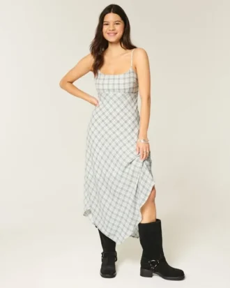 Rochie midi cu tiv asimetric