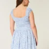 Rochie mini asimetrică cu umeri decupați Rochie mini asimetrică cu umeri decupați