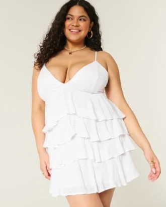 Rochie mini babydoll cu decolteu în V și volane