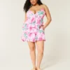 Rochie mini babydoll cu decolteu în V și volane