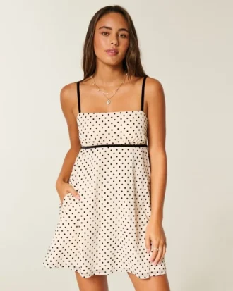 Rochie mini babydoll din șifon