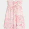 Rochie mini babydoll fără bretele, cu volane Rochie mini babydoll fără bretele, cu volane